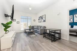 Orlando Sleeps 8 • 3 Beds • Near Disney/Universal