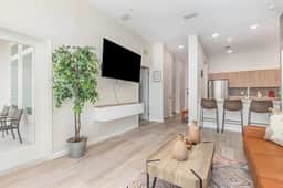 Orlando 2BR • Mins to Universal & More